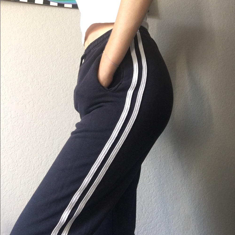 🐉Brandy Melville🐉 Navy Fitted Jogger Sweatpants